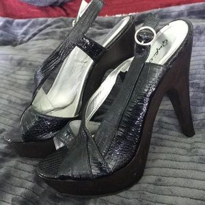 Qupid Platform Heels